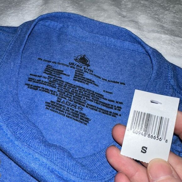 Disney Parks Unisex Blue Disneyland Mickey Graphic Tee Small NWT - Picture 6 of 8